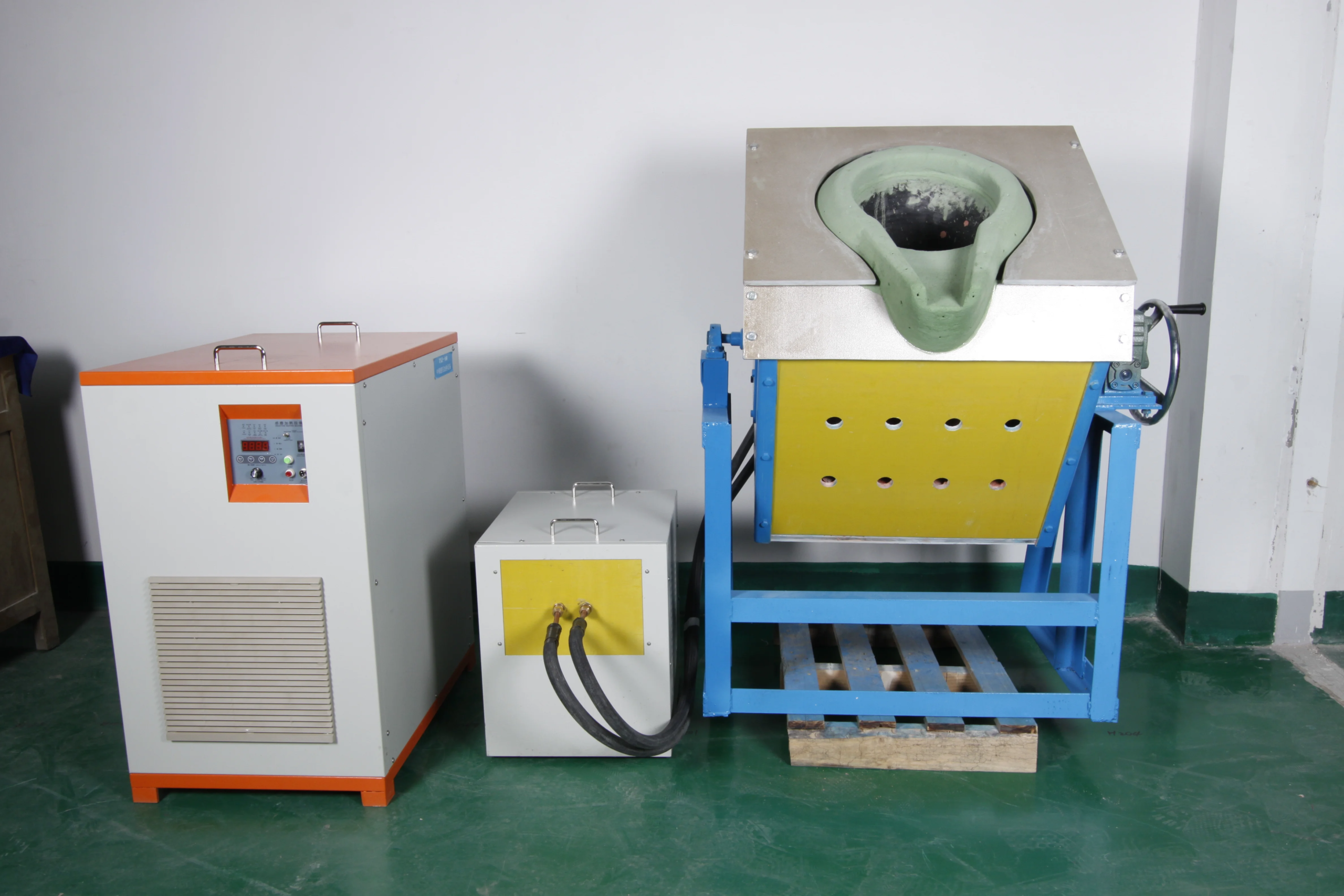 Medium-Frequency Induction Heating Melting Furnace